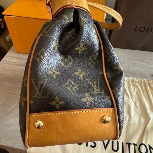 🔥LOUIS VUITTON BOETIE GM MNG, EXCELLENT CNDT, AUTHENTIC - Picture 6 of 15